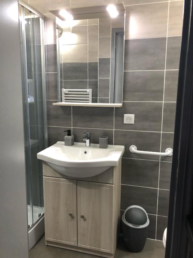 Chambres D'Hotes Chez Florence Montmerle-sur-Saone Ngoại thất bức ảnh