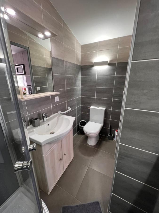 Chambres D'Hotes Chez Florence Montmerle-sur-Saone Ngoại thất bức ảnh